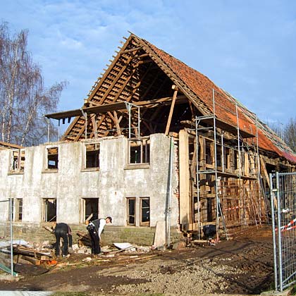 Fachwerkrestaurierung Renovierung Hofgebäude